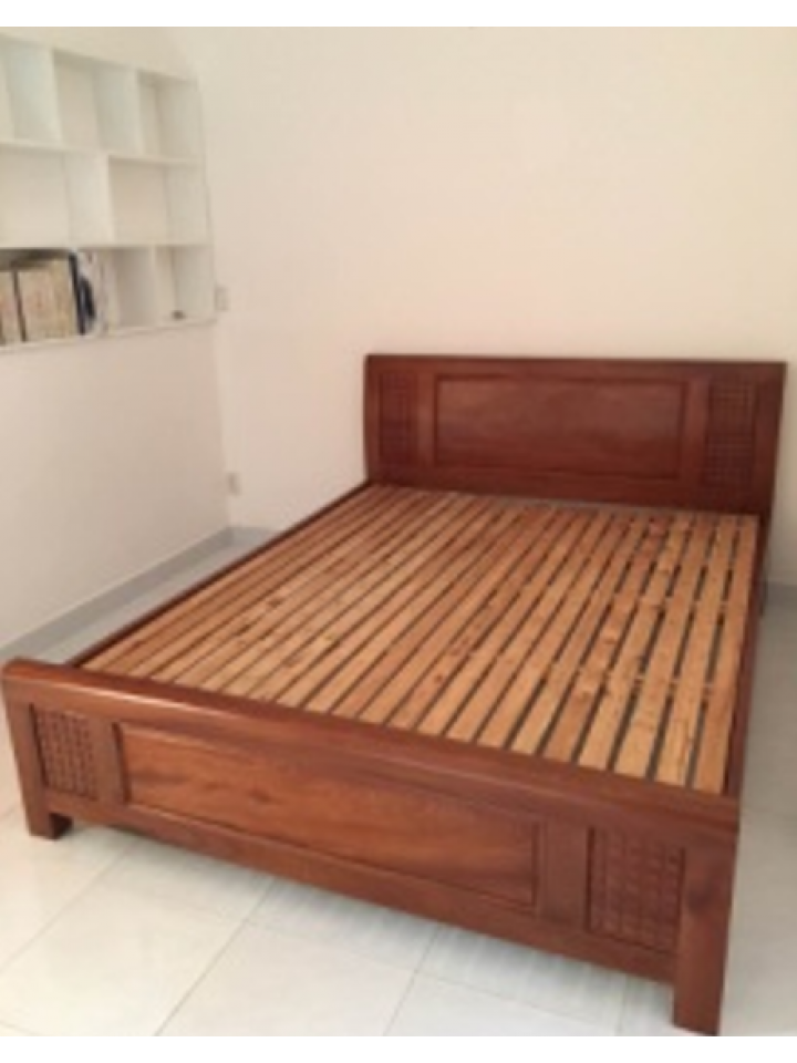 Giường gỗ hương